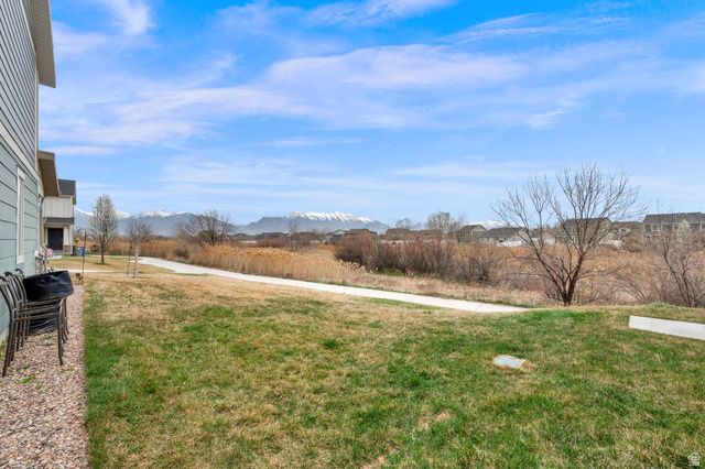 228 E HUMMINGBIRD CT, Saratoga Springs, UT 84045