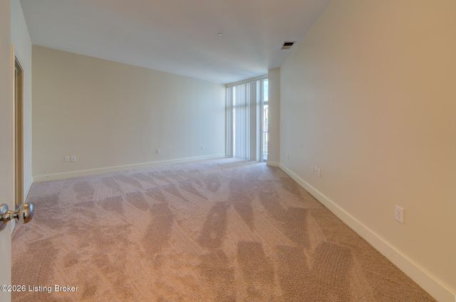 324 E Main St 503, Louisville, KY 40202