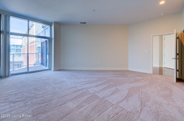 324 E Main St 503, Louisville, KY 40202