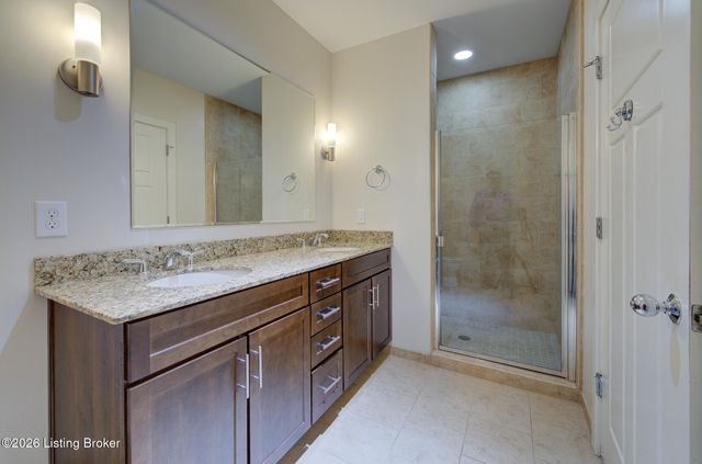 324 E Main St 503, Louisville, KY 40202