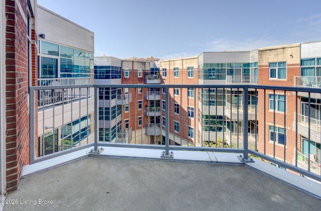 324 E Main St 503, Louisville, KY 40202