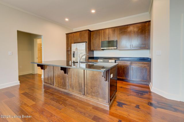 324 E Main St 503, Louisville, KY 40202