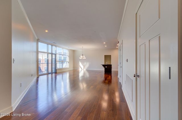 324 E Main St 503, Louisville, KY 40202