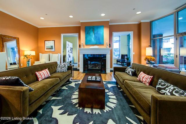 324 E Main St 503, Louisville, KY 40202