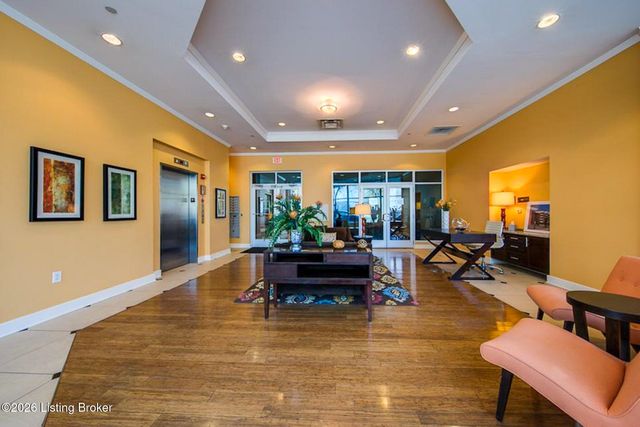 324 E Main St 503, Louisville, KY 40202
