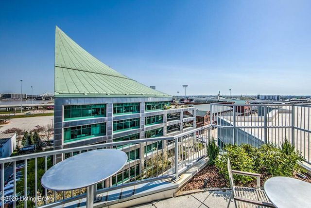 324 E Main St 503, Louisville, KY 40202