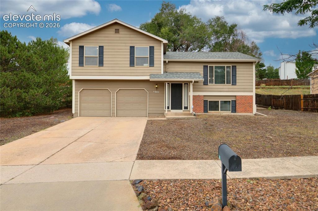 2135 Westmoreland Road, Colorado Springs, CO 80907 — exterior