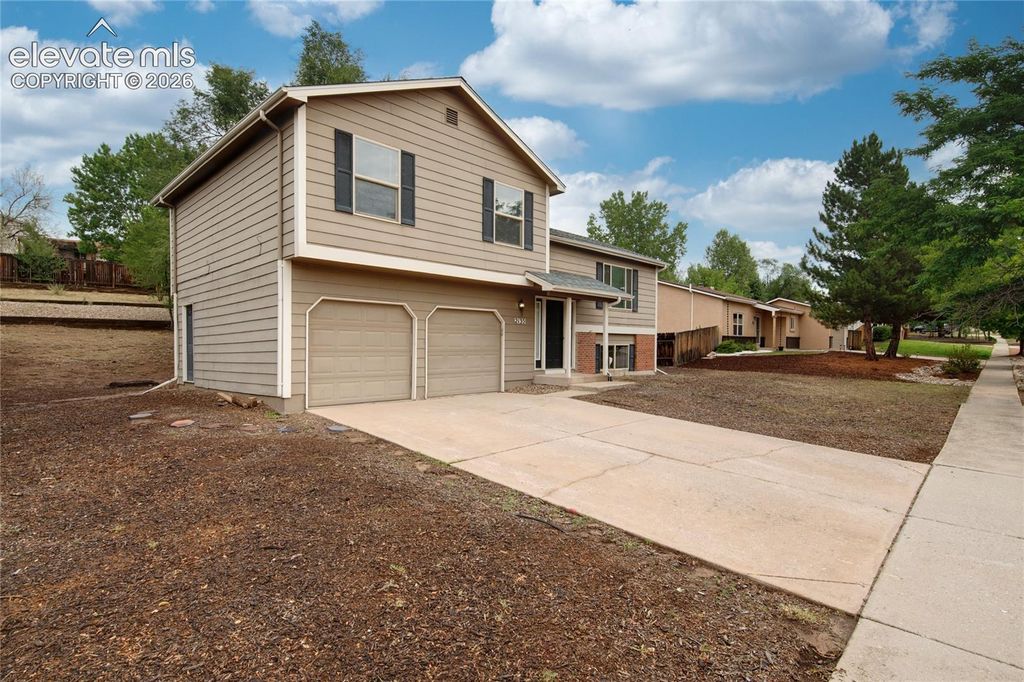 2135 Westmoreland Road, Colorado Springs, CO 80907 — photo 2