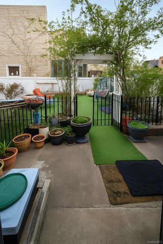 89-16 91st Avenue, Woodhaven, NY 11421