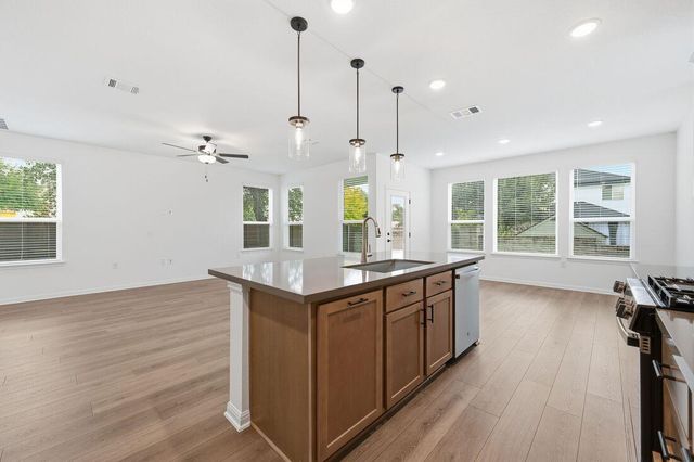 1401 Iberville DR, Pflugerville, TX 78660