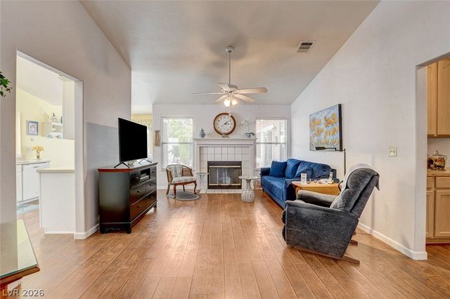 8213 Arch Bay Lane, Las Vegas, NV 89128