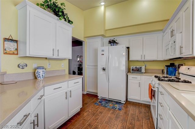 8213 Arch Bay Lane, Las Vegas, NV 89128