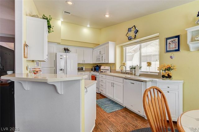 8213 Arch Bay Lane, Las Vegas, NV 89128