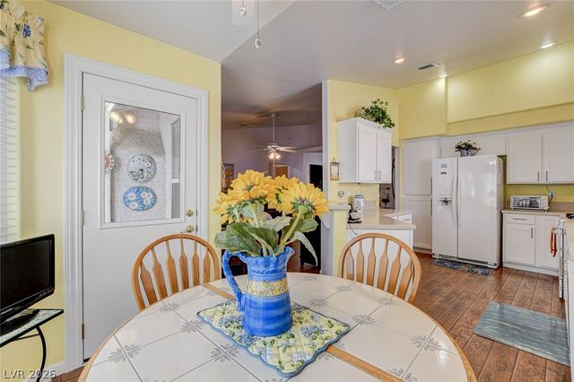 8213 Arch Bay Lane, Las Vegas, NV 89128