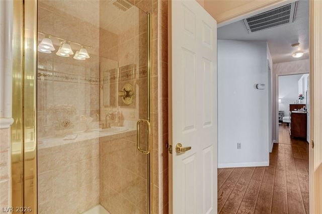 8213 Arch Bay Lane, Las Vegas, NV 89128