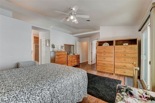 8213 Arch Bay Lane, Las Vegas, NV 89128