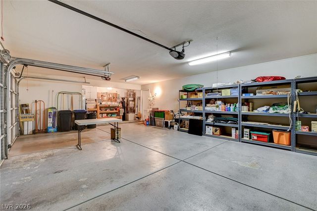 8213 Arch Bay Lane, Las Vegas, NV 89128