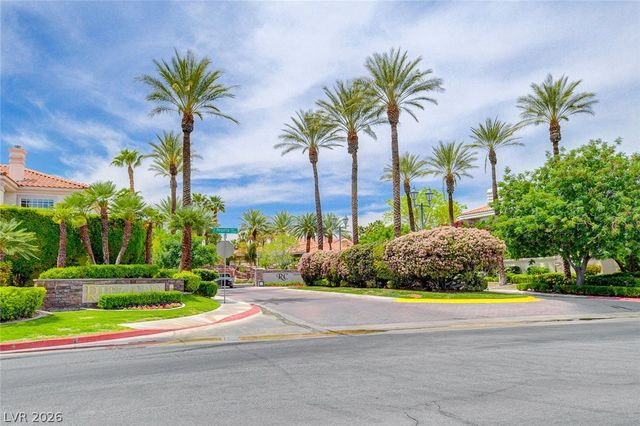 8213 Arch Bay Lane, Las Vegas, NV 89128