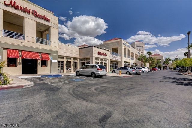 8213 Arch Bay Lane, Las Vegas, NV 89128