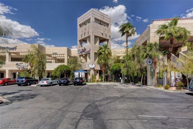 8213 Arch Bay Lane, Las Vegas, NV 89128