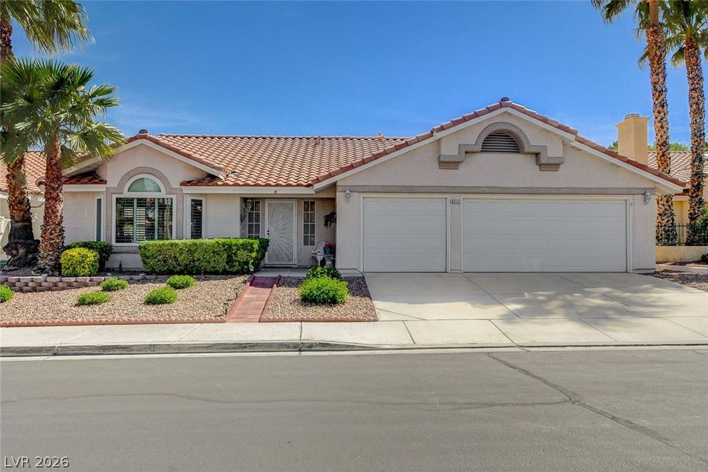 8213 Arch Bay Lane, Las Vegas, NV 89128