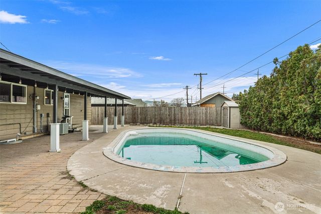 709 Schons Place, Wenatchee, WA 98801