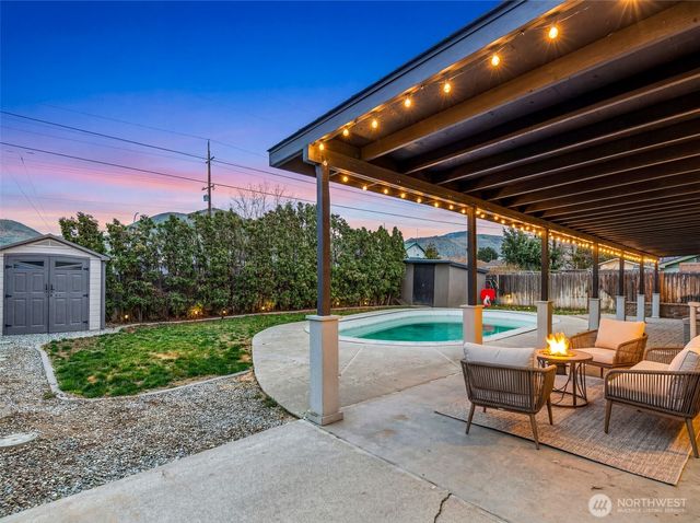 709 Schons Place, Wenatchee, WA 98801