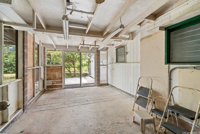 319 Kihapai Street C, Kailua, HI 96734