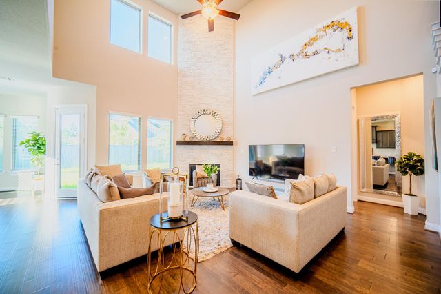73 Botanical Vista Drive, Tomball, TX 77375