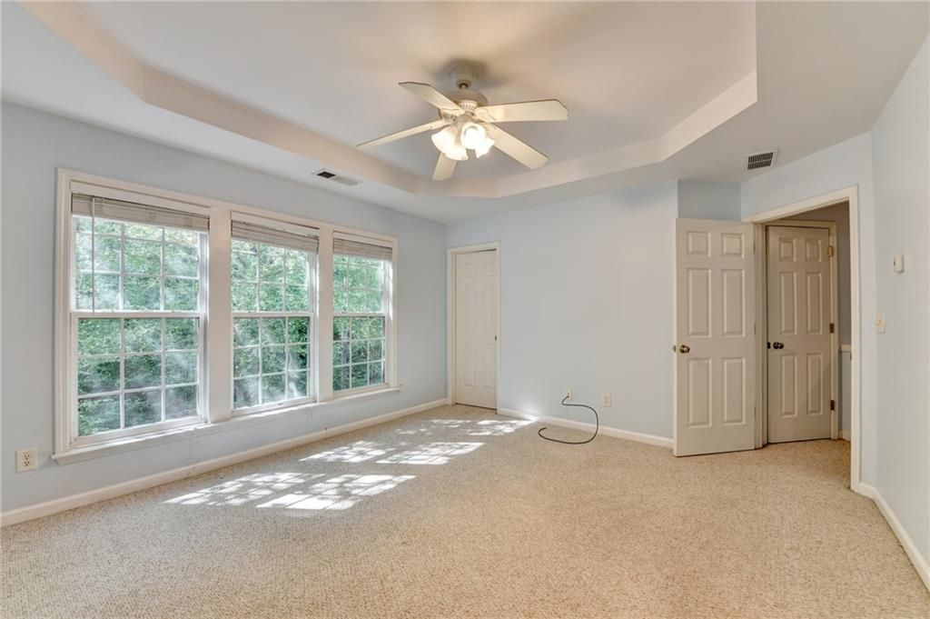Image 32 of property listing at 2008 Hailston Drive, Duluth, GA 30097