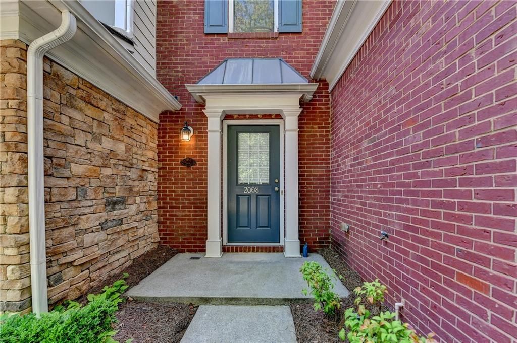 Image 4 of property listing at 2008 Hailston Drive, Duluth, GA 30097