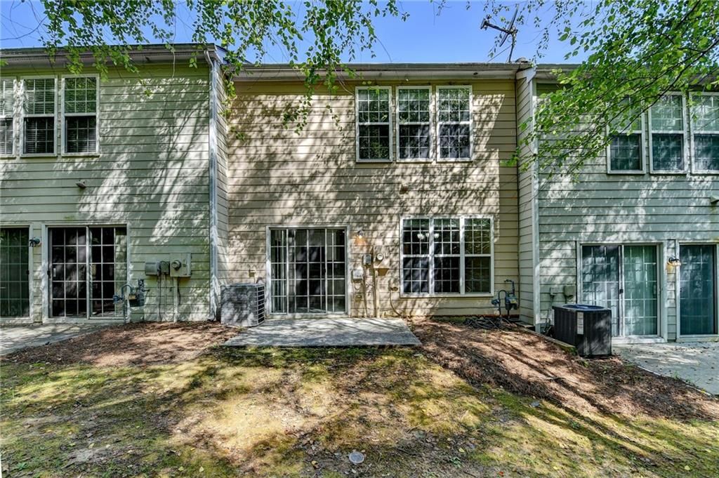 Image 45 of property listing at 2008 Hailston Drive, Duluth, GA 30097