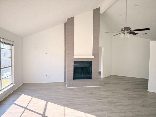 8203 Lone Quail Drive, Houston, TX 77489