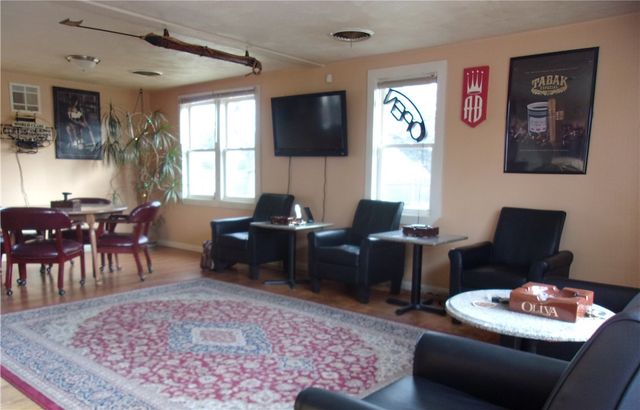 191 Airport Road, Warwick, RI 02889