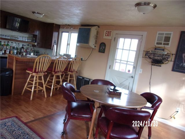 191 Airport Road, Warwick, RI 02889