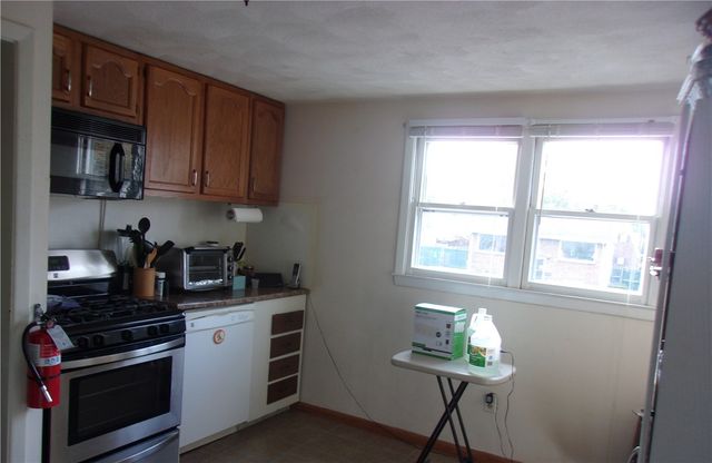 191 Airport Road, Warwick, RI 02889