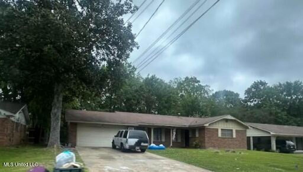 1218 Springdale Drive, Jackson, MS 39211