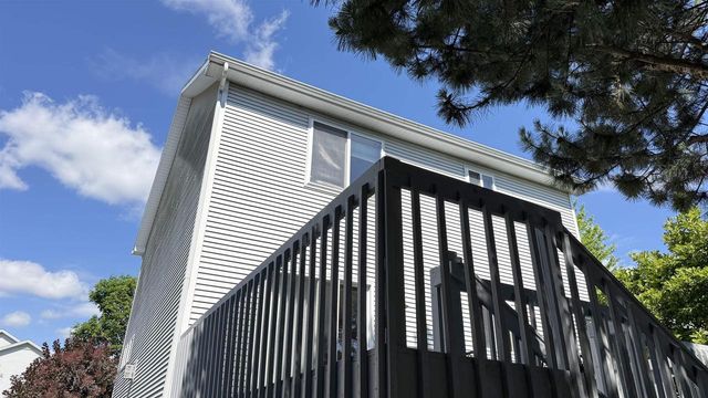 1505 Dayflower Drive, Madison, WI 53719