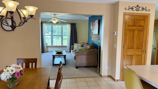 1505 Dayflower Drive, Madison, WI 53719