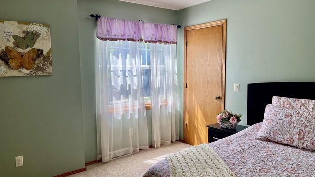 1505 Dayflower Drive, Madison, WI 53719
