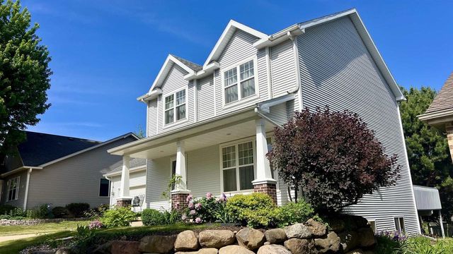 1505 Dayflower Drive, Madison, WI 53719