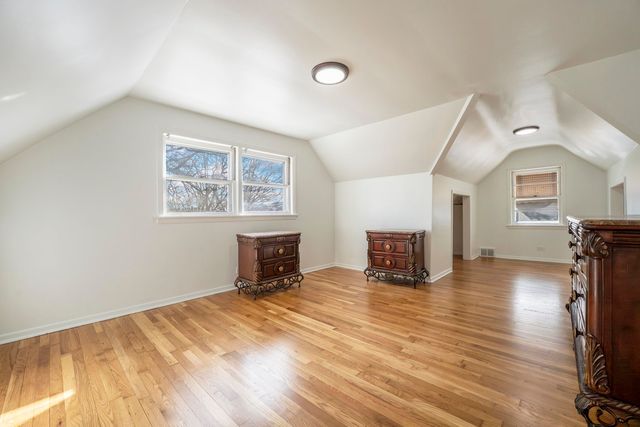 5800 W Foster Avenue, Chicago, IL 60630