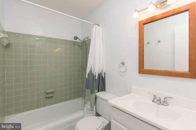 8302 MOLINE PL, Springfield, VA 22153