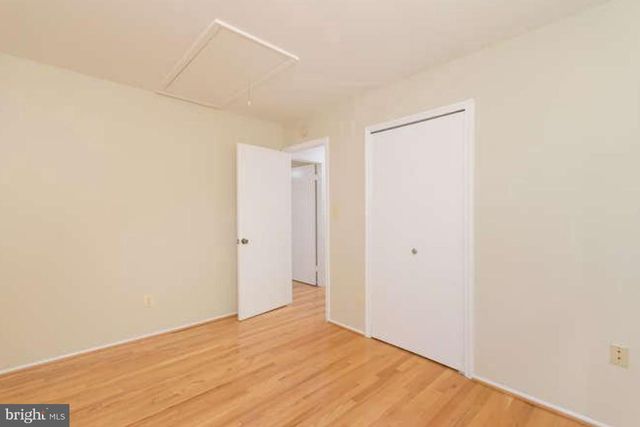 8302 MOLINE PL, Springfield, VA 22153