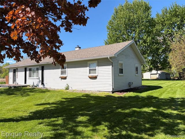 5140 Youngstown Place, Saginaw, MI 48601