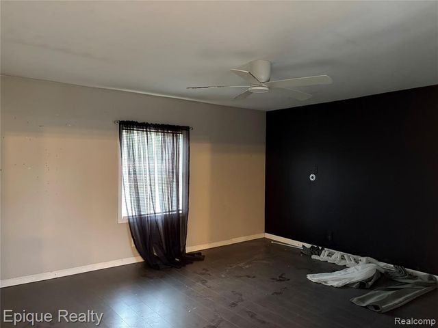 5140 Youngstown Place, Saginaw, MI 48601