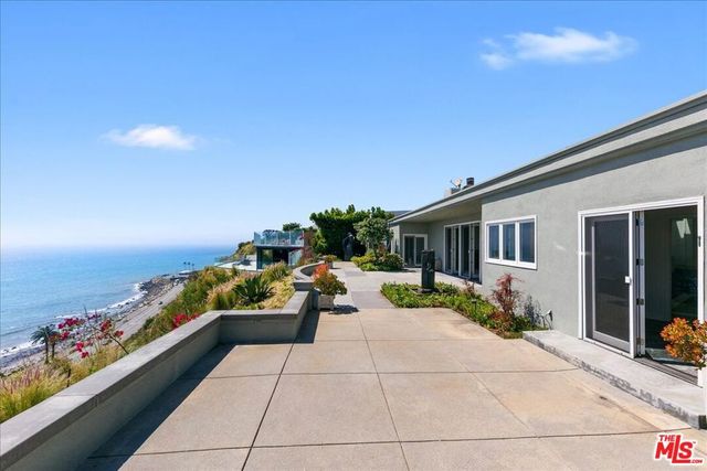 18244 Coastline Drive, Malibu, CA 90265