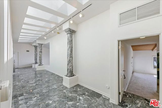 18244 Coastline Drive, Malibu, CA 90265