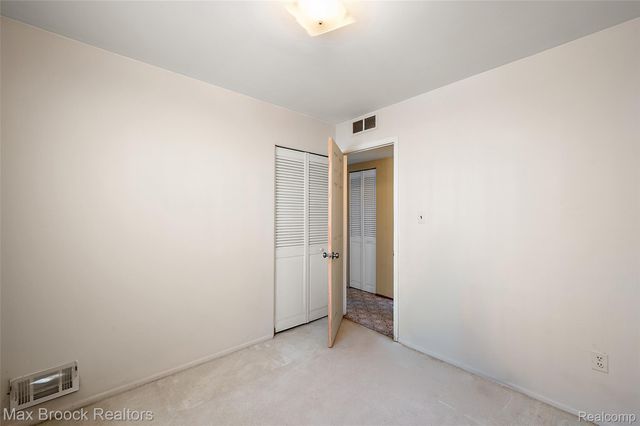 1213 Batavia Avenue, Royal Oak, MI 48067