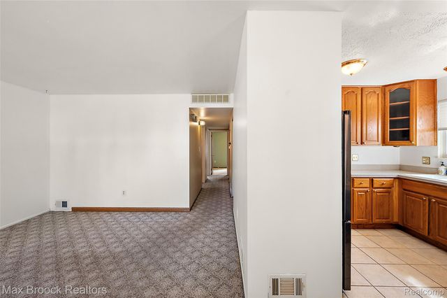 1213 Batavia Avenue, Royal Oak, MI 48067